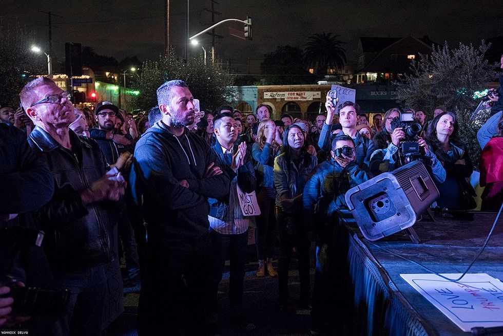 50-black-cat-protest-yannick-delva