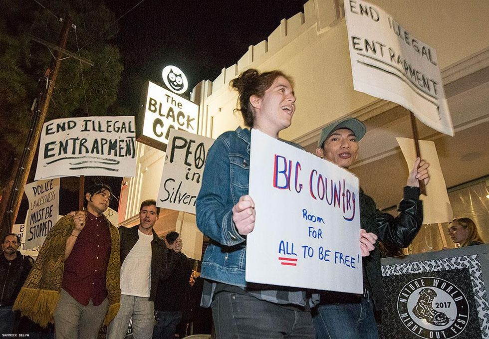 56-black-cat-protest-yannick-delva