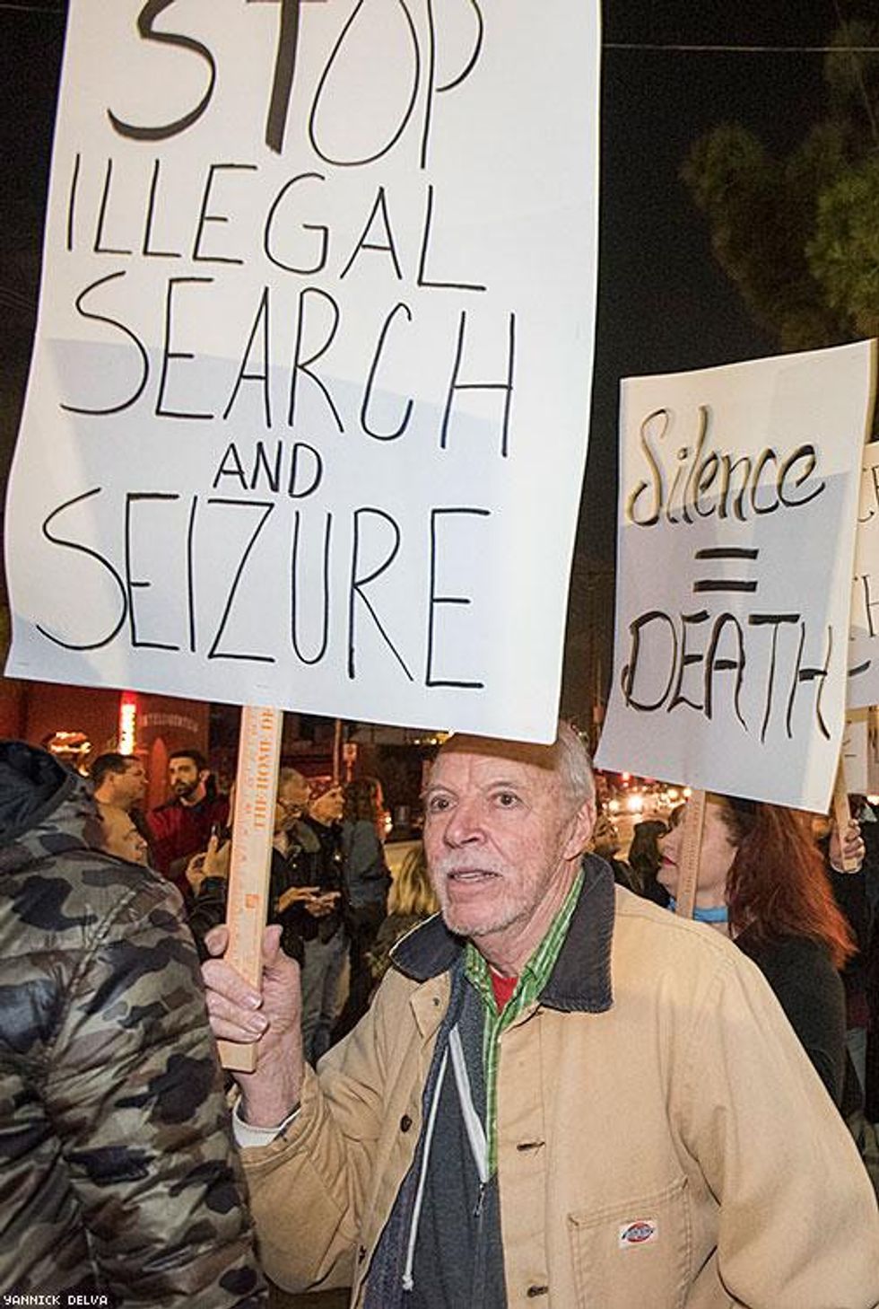 57-black-cat-protest-yannick-delva