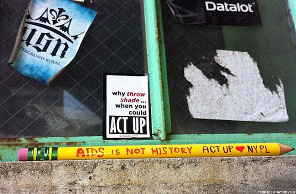 Aids_is_not_history-2x633