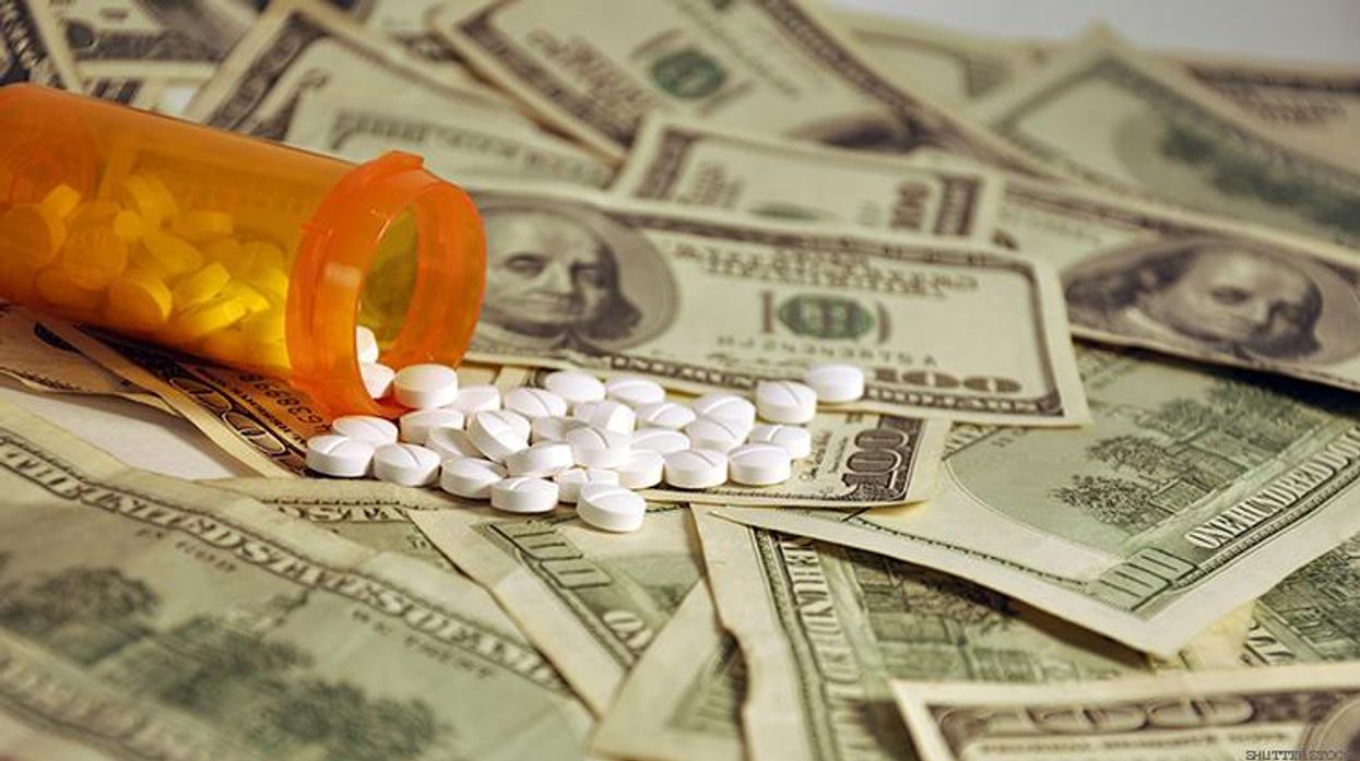 Bail for Lazaro Hernandez, Man Charged With Running $230 Million Fake HIV Drug Ring