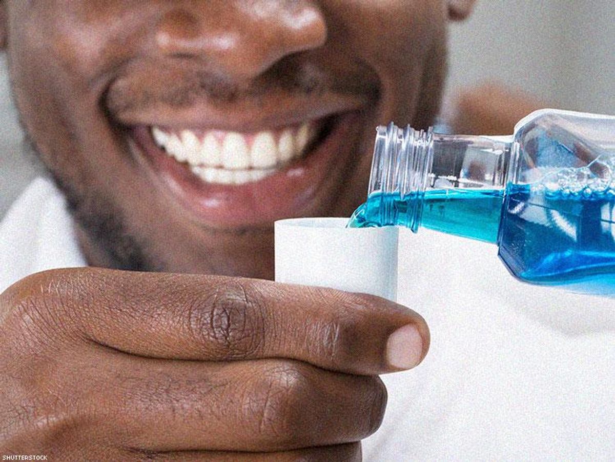 Gargling Listerine every day might cure gonorrhoea