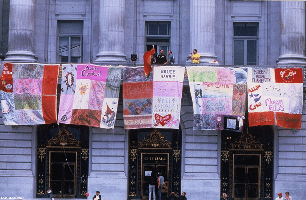 The Quilt on display from San Francisco\u2019s city hall in 1987