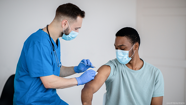 5 Things You Should Know About the Meningococcal Vaccine